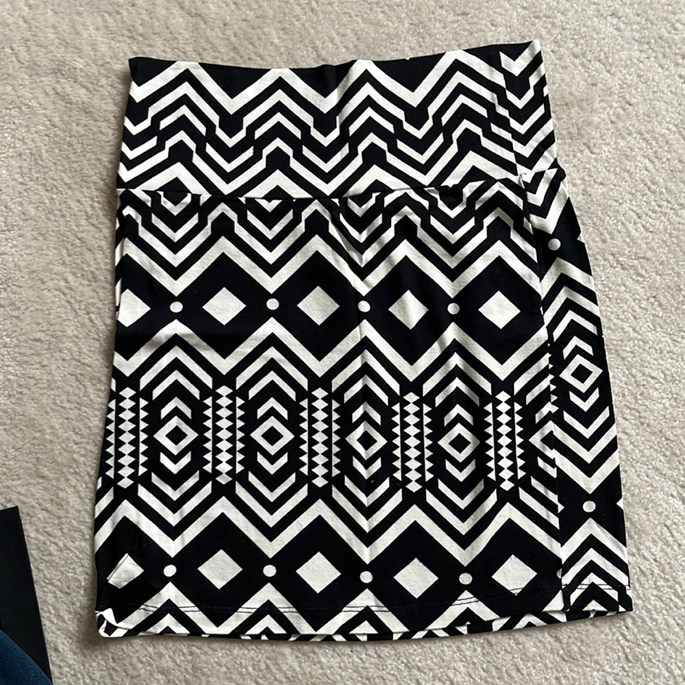 Mini pencil skirt